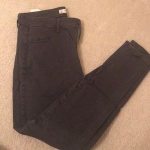 A&F grey skinny jeans